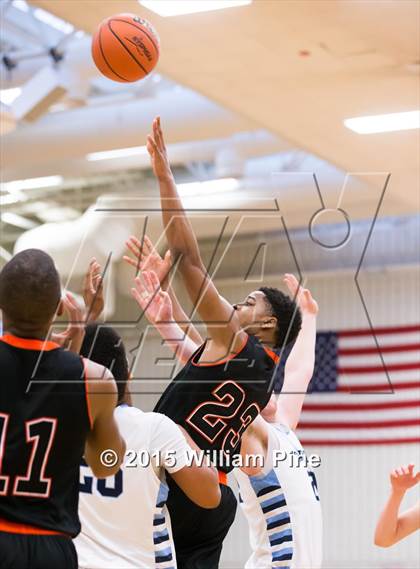 Thumbnail 2 in Saugerties vs. Spring Valley (NYSPHSAA Class A Regional Final) photogallery.