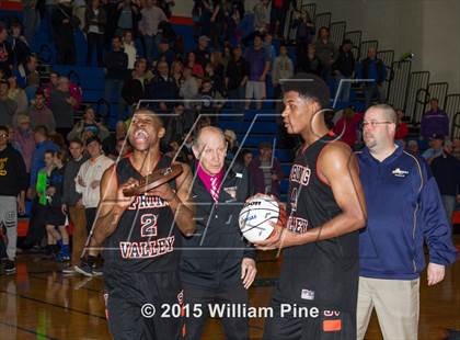 Thumbnail 2 in Saugerties vs. Spring Valley (NYSPHSAA Class A Regional Final) photogallery.