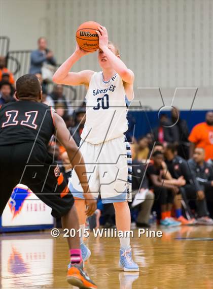 Thumbnail 1 in Saugerties vs. Spring Valley (NYSPHSAA Class A Regional Final) photogallery.