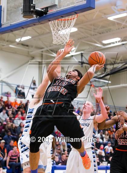 Thumbnail 2 in Saugerties vs. Spring Valley (NYSPHSAA Class A Regional Final) photogallery.