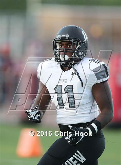 Thumbnail 3 in Mountain View vs. Salpointe Catholic photogallery.