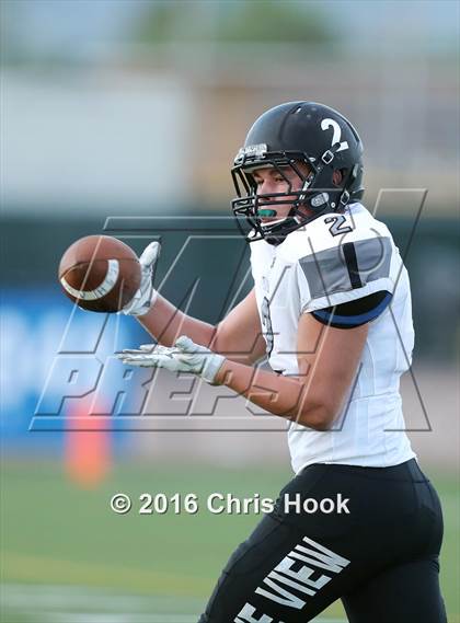 Thumbnail 2 in Mountain View vs. Salpointe Catholic photogallery.