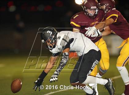 Thumbnail 3 in Mountain View vs. Salpointe Catholic photogallery.