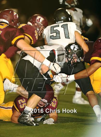 Thumbnail 2 in Mountain View vs. Salpointe Catholic photogallery.