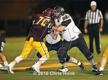 Thumbnail 2 in Mountain View vs. Salpointe Catholic photogallery.
