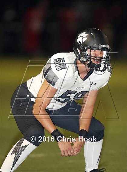 Thumbnail 3 in Mountain View vs. Salpointe Catholic photogallery.