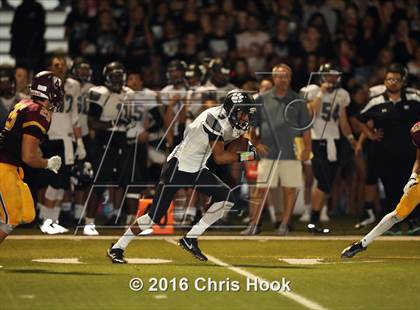 Thumbnail 2 in Mountain View vs. Salpointe Catholic photogallery.