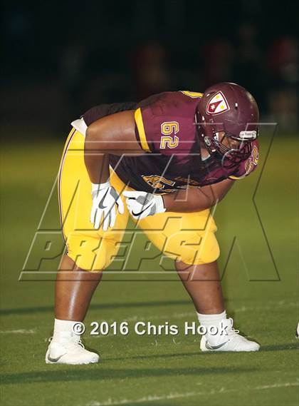 Thumbnail 2 in Mountain View vs. Salpointe Catholic photogallery.