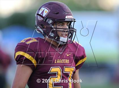 Thumbnail 2 in Mountain View vs. Salpointe Catholic photogallery.