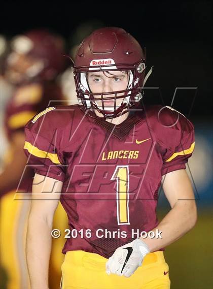 Thumbnail 2 in Mountain View vs. Salpointe Catholic photogallery.