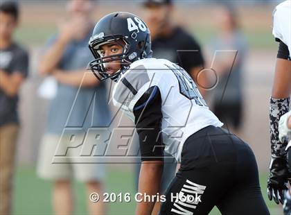 Thumbnail 2 in Mountain View vs. Salpointe Catholic photogallery.