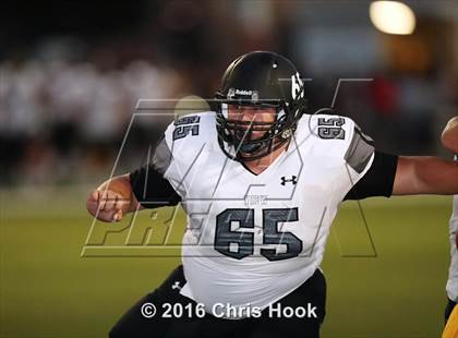 Thumbnail 3 in Mountain View vs. Salpointe Catholic photogallery.