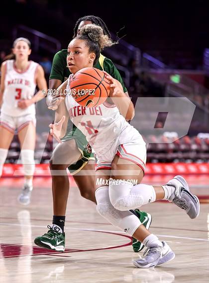 Thumbnail 1 in Mater Dei @ St. Vincent-St. Mary (The Chosen One's Invitational) photogallery.