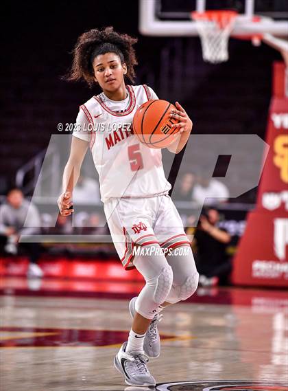 Thumbnail 2 in Mater Dei @ St. Vincent-St. Mary (The Chosen One's Invitational) photogallery.