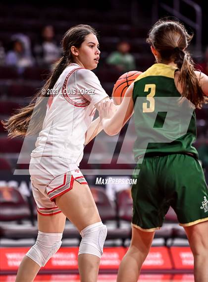 Thumbnail 2 in Mater Dei @ St. Vincent-St. Mary (The Chosen One's Invitational) photogallery.
