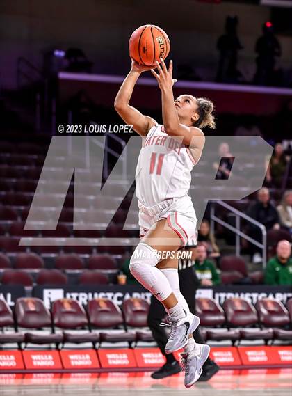 Thumbnail 1 in Mater Dei @ St. Vincent-St. Mary (The Chosen One's Invitational) photogallery.