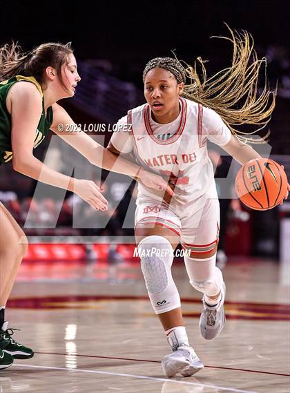 Thumbnail 3 in Mater Dei @ St. Vincent-St. Mary (The Chosen One's Invitational) photogallery.