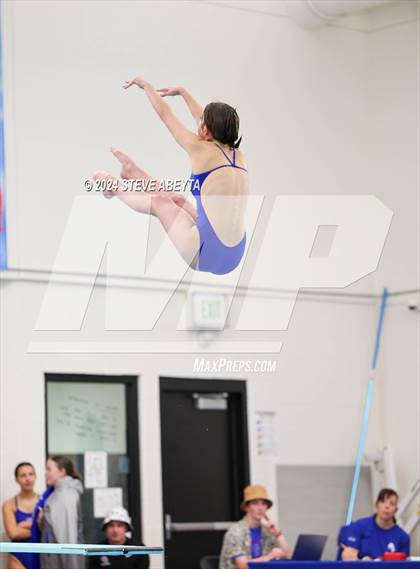 Thumbnail 3 in Regis Jesuit @ Cherry Creek photogallery.