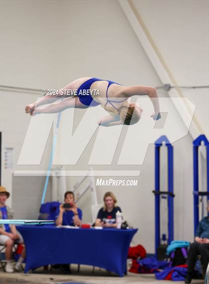 Thumbnail 2 in Regis Jesuit @ Cherry Creek photogallery.