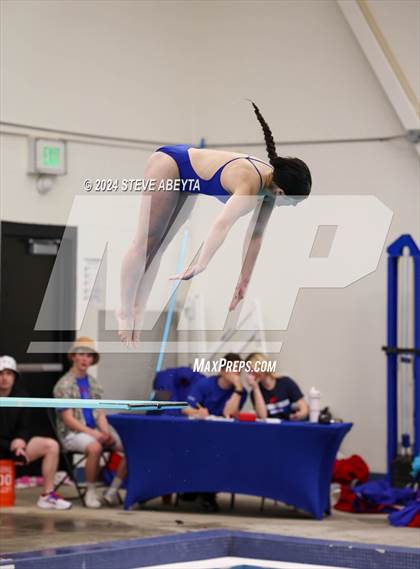 Thumbnail 3 in Regis Jesuit @ Cherry Creek photogallery.
