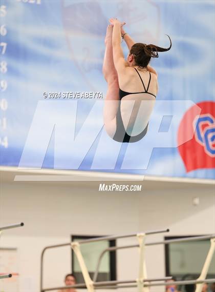 Thumbnail 3 in Regis Jesuit @ Cherry Creek photogallery.