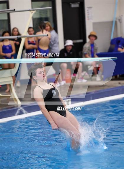 Thumbnail 3 in Regis Jesuit @ Cherry Creek photogallery.