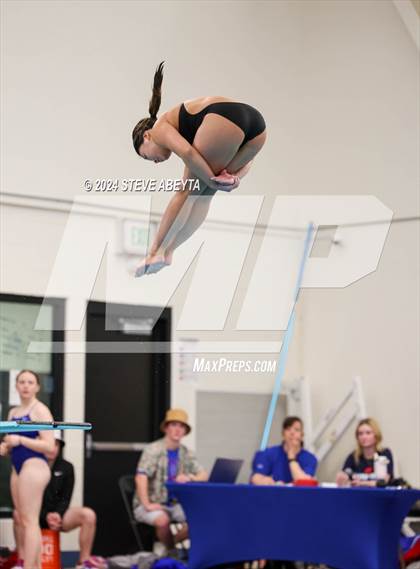 Thumbnail 2 in Regis Jesuit @ Cherry Creek photogallery.