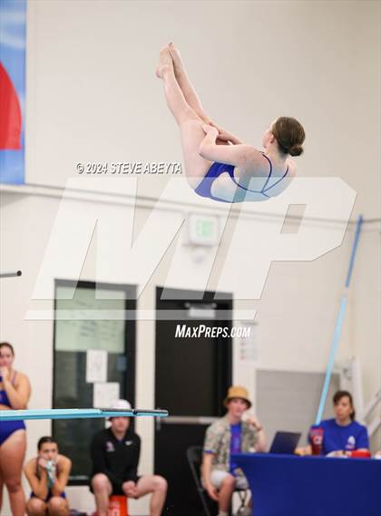 Thumbnail 1 in Regis Jesuit @ Cherry Creek photogallery.