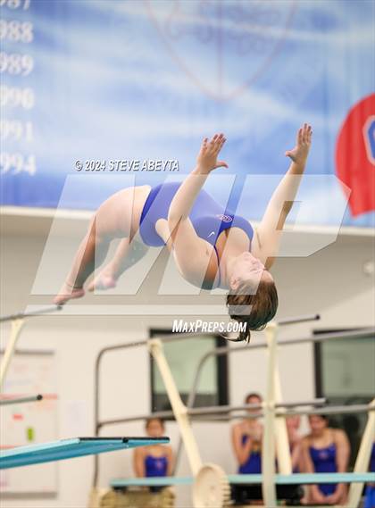 Thumbnail 2 in Regis Jesuit @ Cherry Creek photogallery.