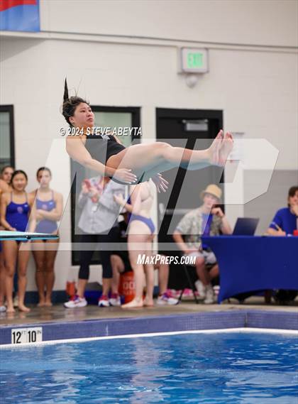Thumbnail 3 in Regis Jesuit @ Cherry Creek photogallery.