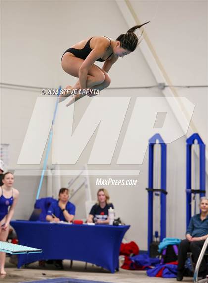 Thumbnail 1 in Regis Jesuit @ Cherry Creek photogallery.