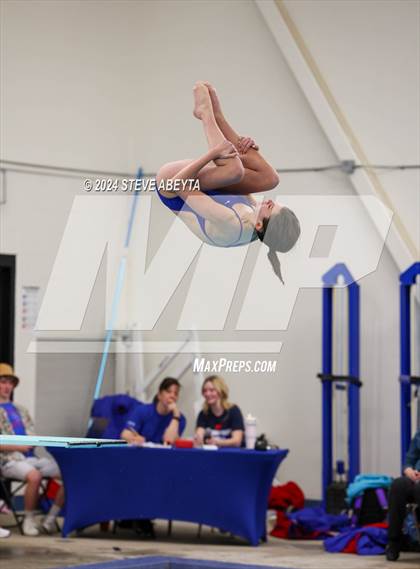 Thumbnail 2 in Regis Jesuit @ Cherry Creek photogallery.