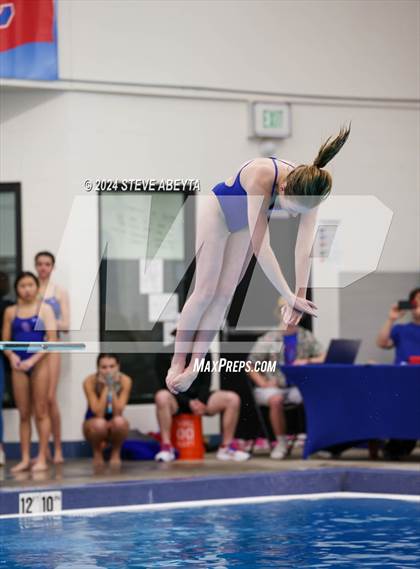 Thumbnail 1 in Regis Jesuit @ Cherry Creek photogallery.