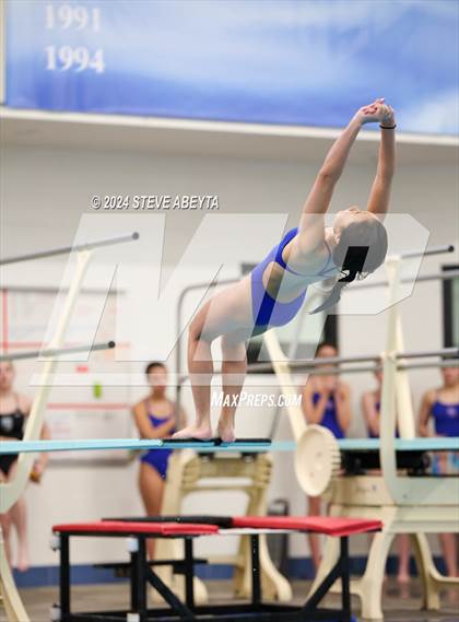 Thumbnail 1 in Regis Jesuit @ Cherry Creek photogallery.