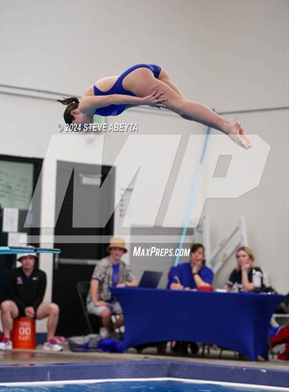 Thumbnail 2 in Regis Jesuit @ Cherry Creek photogallery.