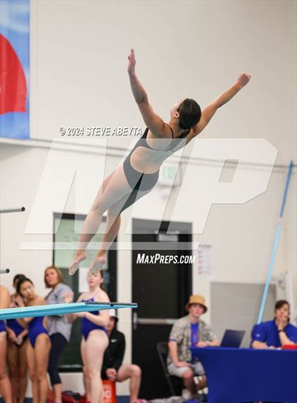 Thumbnail 3 in Regis Jesuit @ Cherry Creek photogallery.