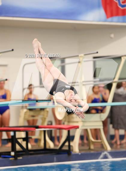Thumbnail 1 in Regis Jesuit @ Cherry Creek photogallery.