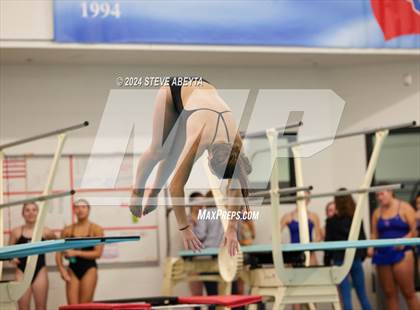 Thumbnail 1 in Regis Jesuit @ Cherry Creek photogallery.