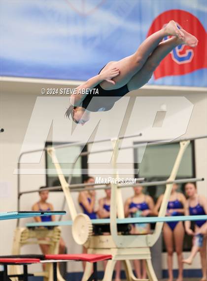 Thumbnail 2 in Regis Jesuit @ Cherry Creek photogallery.