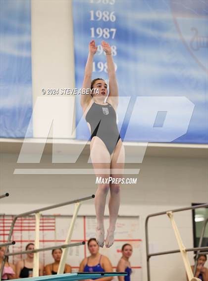 Thumbnail 2 in Regis Jesuit @ Cherry Creek photogallery.
