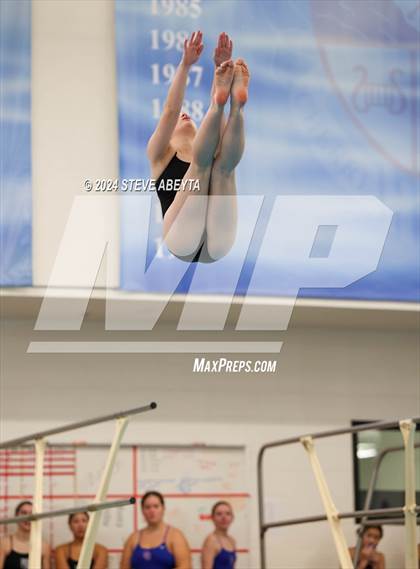 Thumbnail 1 in Regis Jesuit @ Cherry Creek photogallery.