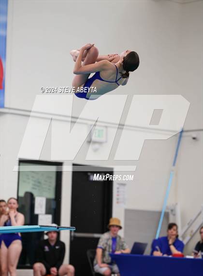 Thumbnail 3 in Regis Jesuit @ Cherry Creek photogallery.