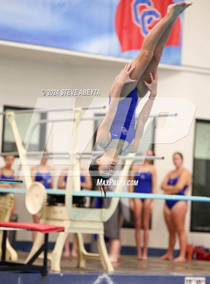 Thumbnail 1 in Regis Jesuit @ Cherry Creek photogallery.