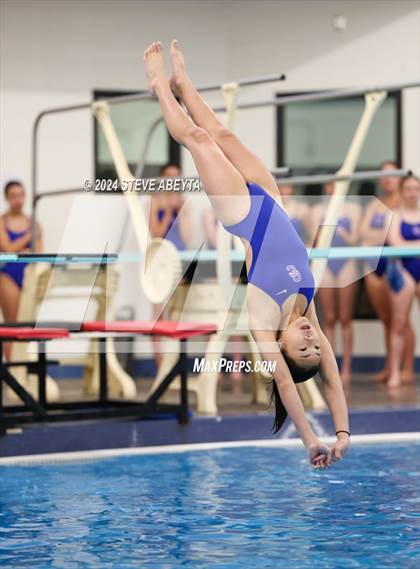 Thumbnail 3 in Regis Jesuit @ Cherry Creek photogallery.