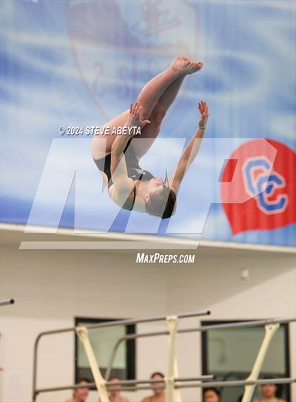 Thumbnail 2 in Regis Jesuit @ Cherry Creek photogallery.