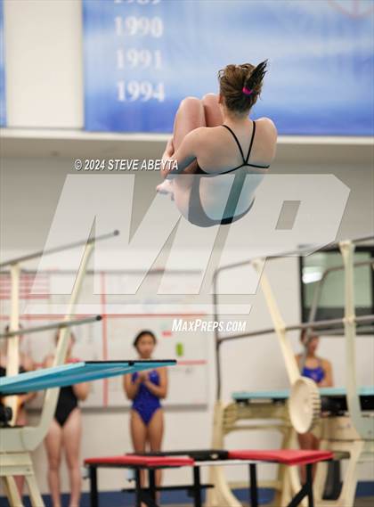 Thumbnail 1 in Regis Jesuit @ Cherry Creek photogallery.