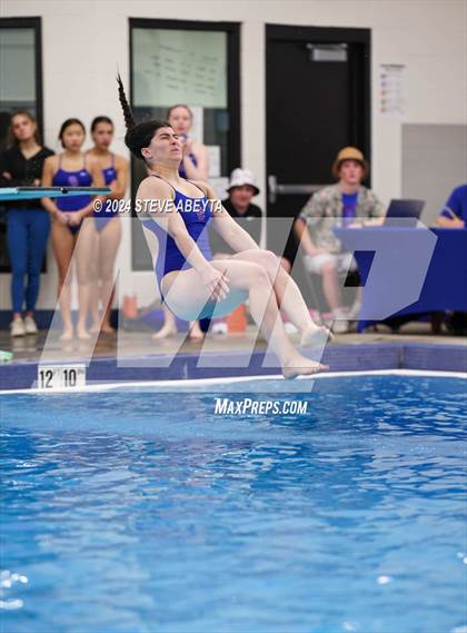 Thumbnail 1 in Regis Jesuit @ Cherry Creek photogallery.