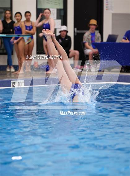Thumbnail 2 in Regis Jesuit @ Cherry Creek photogallery.