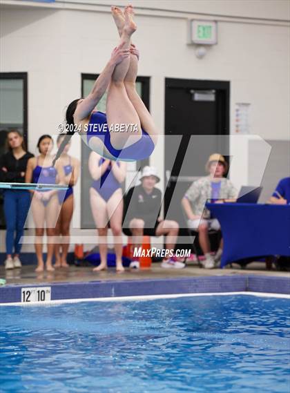 Thumbnail 2 in Regis Jesuit @ Cherry Creek photogallery.