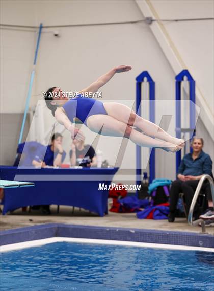 Thumbnail 1 in Regis Jesuit @ Cherry Creek photogallery.